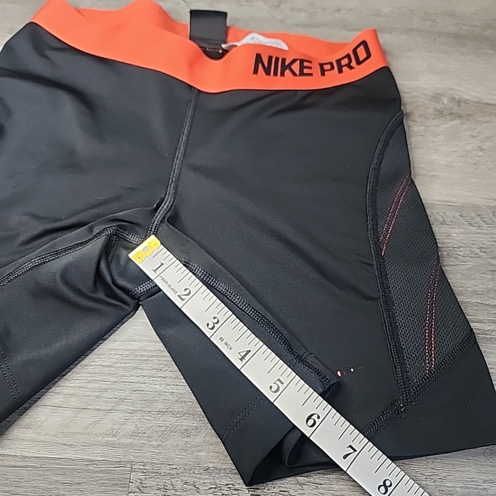 NIKE Women’s Dry Fit Pro Slider Baseball Shorts Size Small Black Orange Sports - Picture 5 of 7